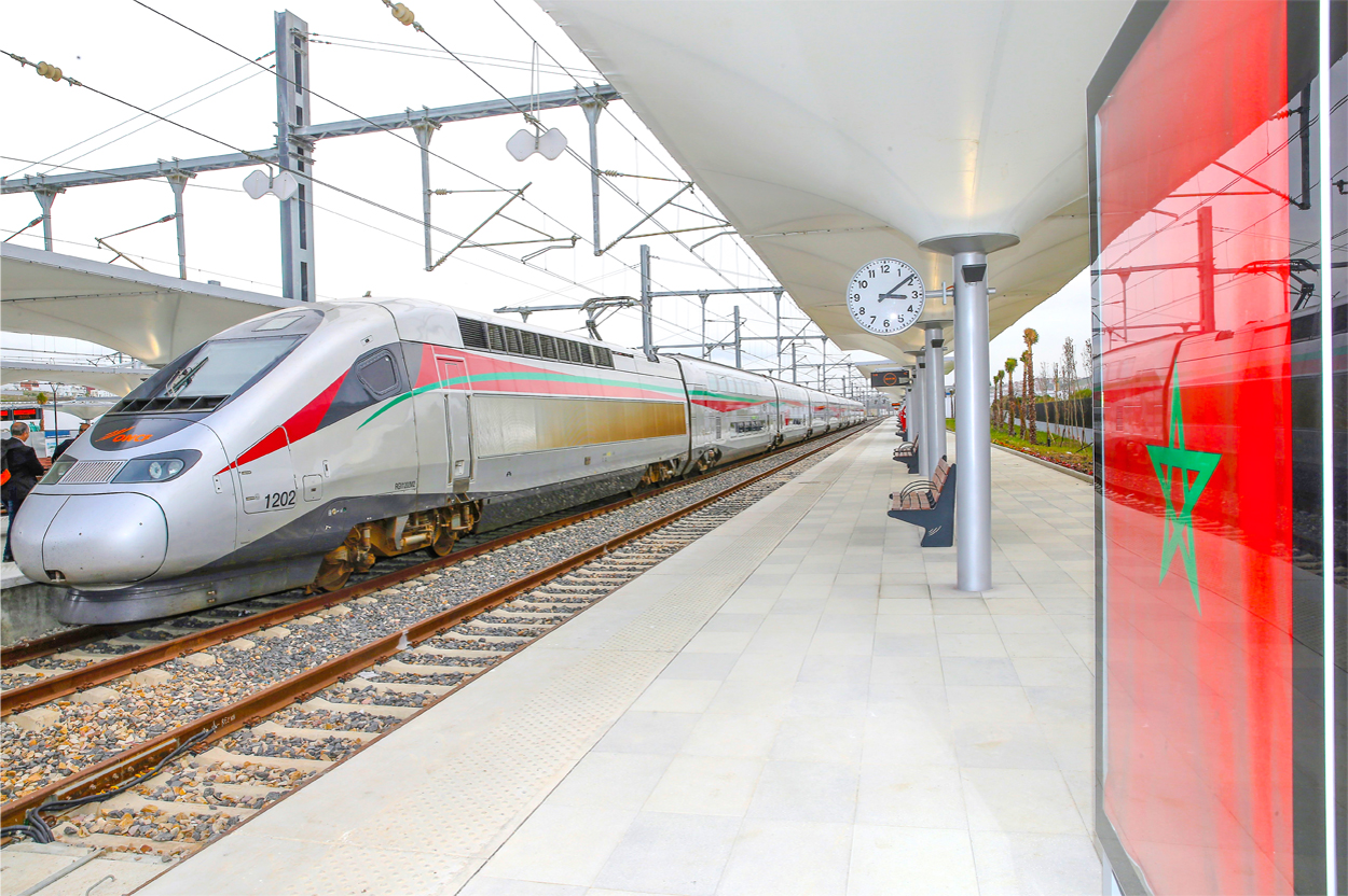 Le Figaro vante les avantages  de voyager en train au Maroc 